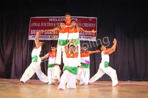 Bright Brain Public Collegiate Gallery 23