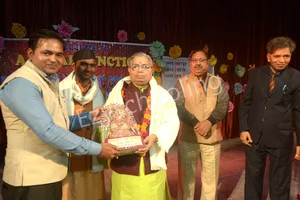 Bright Brain Public Collegiate Gallery 21