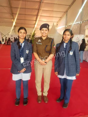 New Public College  Gallery 21