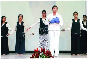 Rani Laxmi Bai Memorial School Gallery 25