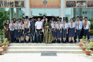 The City School Gallery 12