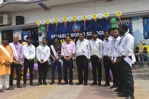 Reliable World School Gallery 45