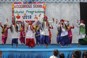 Woodbridge School Gallery 32