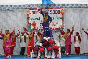 Woodbridge School Gallery 28