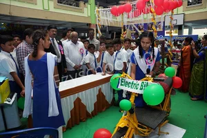 Oxford IIT School Gallery 14