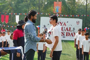 New York Academy Gallery 6