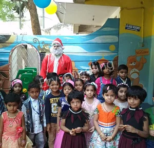 Shiny Scholar School Gallery 27