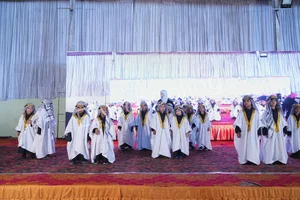 Fairys Flower High School Gallery 8