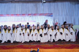 Fairys Flower High School Gallery 2