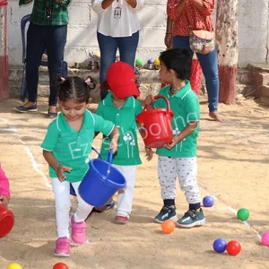 Dots Montessori Gallery 10