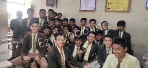 Florence English High School Gallery 12
