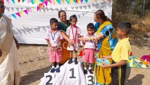 DajiKaka Gadgil Second Home English Medium School Gallery 39