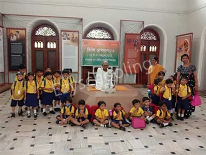 Riverstone Gallery 2