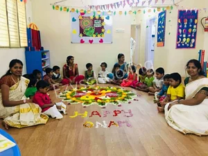 The Learning Curve Gallery 22