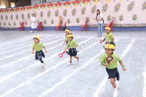 The Learning Curve Gallery 16