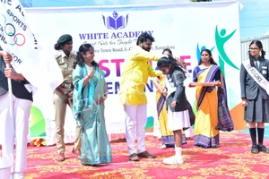 The White Academy Gallery 4