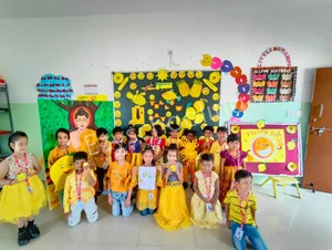 The White Academy Gallery 5