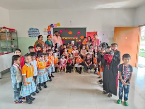 The White Academy Gallery 13