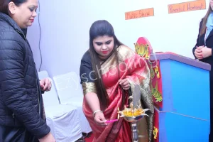 Cambridge Montessori Junior Gallery 16