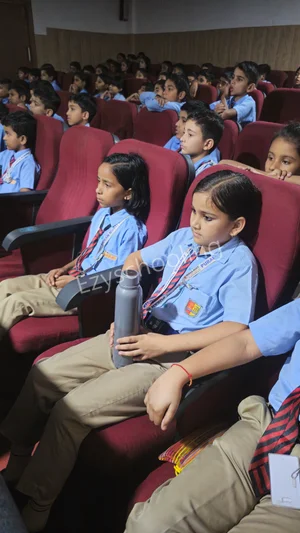 Puran Murti Global School Gallery 1