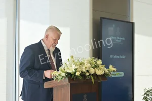 Queen Elizabeth’s School Gallery 2