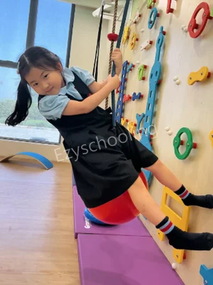 King's College UK Gallery 4