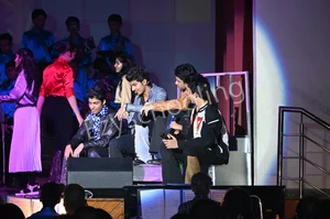 Somerville School Gallery 40