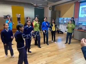 Shiv Nadar School Gallery 39