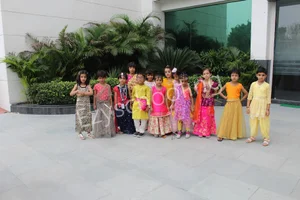 Queen’s Carmel School Gallery 3