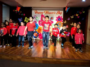 KIIT World School Junior Gallery 62