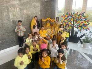 Kingswood World School Gallery 15