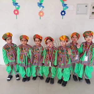 Somerville School Gallery 43