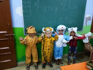 Yamuna Vihar Kindergarten School Gallery 1