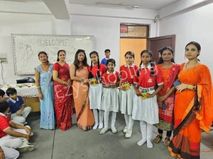 Global Academy Gallery 20