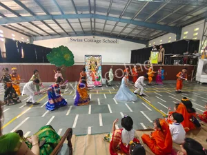 Swiss Cottage School Gallery 22