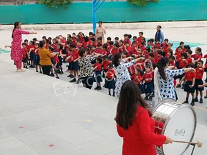 Knowledge Tree World School Gallery 2