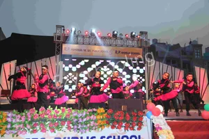 R.P. World School Gallery 41