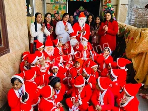 Das Universal Academy Gallery 2