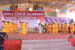 Holy Child Academy Gallery 21