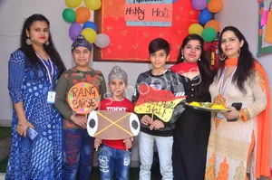 Cambridge Montessori Junior Gallery 15