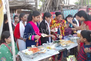 Roseland School Gallery 1