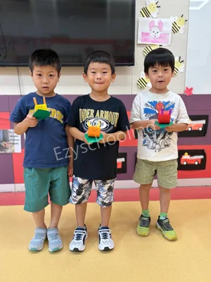Unicosmos School Gallery 16