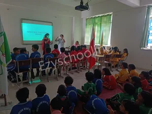 Tree House High School Gallery 30