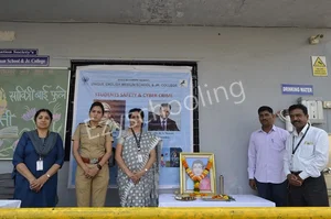 Unique English Medium School And Junior College Gallery 7