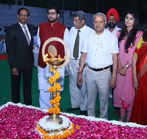 The Pine Crest School Gallery 8