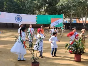 The Pine Crest School Gallery 5