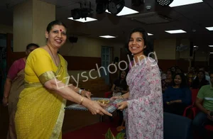 Queen’s Valley School Gallery 5