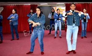 Queen’s Valley School Gallery 1