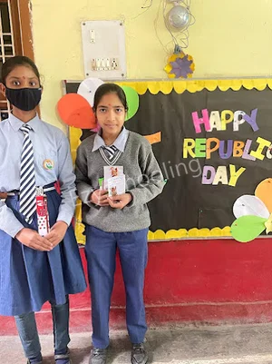 Brainiac Modern School Gallery 13