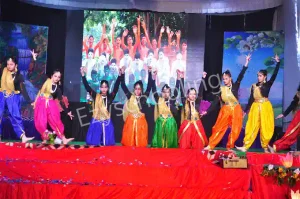 Holy Cross School Gallery 19